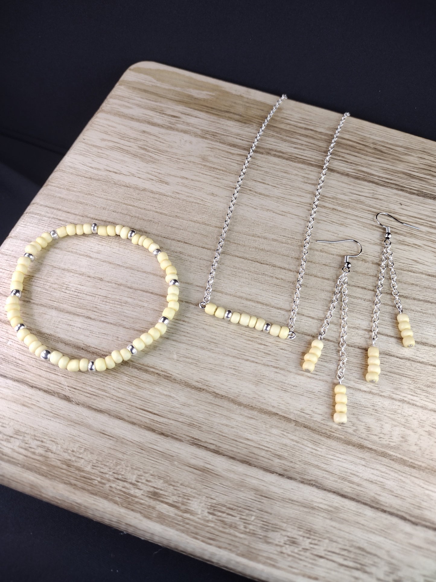 Pastel Yellow Seed Bead Essential Color Collection Pretty Pineapple Bead Pretty Pineapple Bead