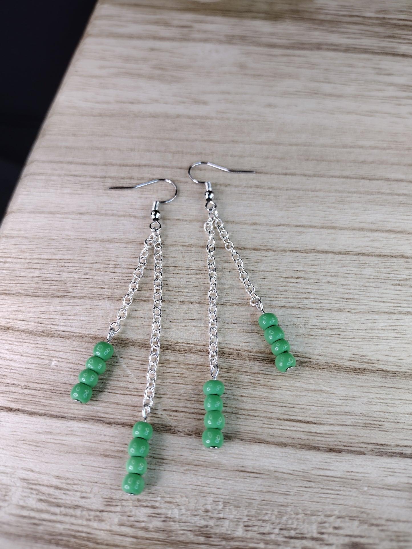 Green Seed Bead & Chain Drop Earrings Pretty Pineapple Bead Pretty Pineapple Bead