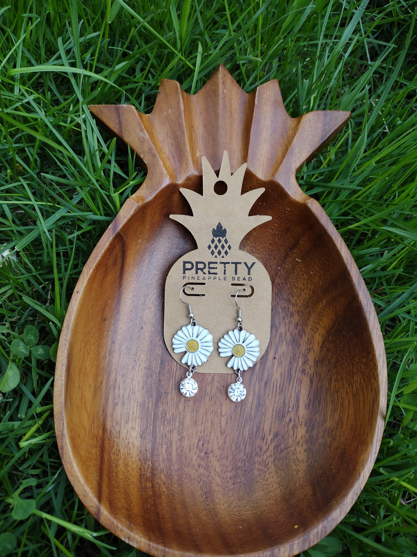 Daisy Rhinestone Earrings Pretty Pineapple Bead Pretty Pineapple Bead
