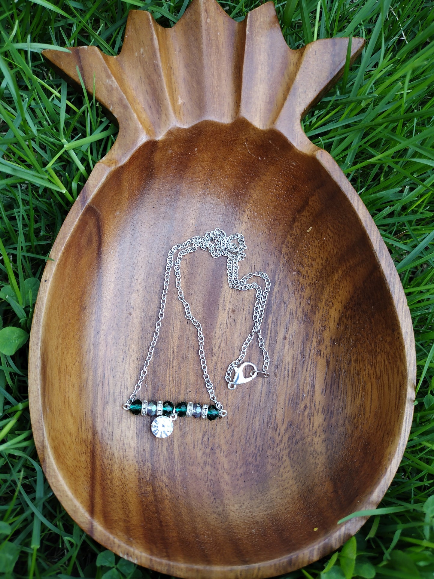 Green Rhinestone Bar Necklace Pretty Pineapple Bead Pretty Pineapple Bead