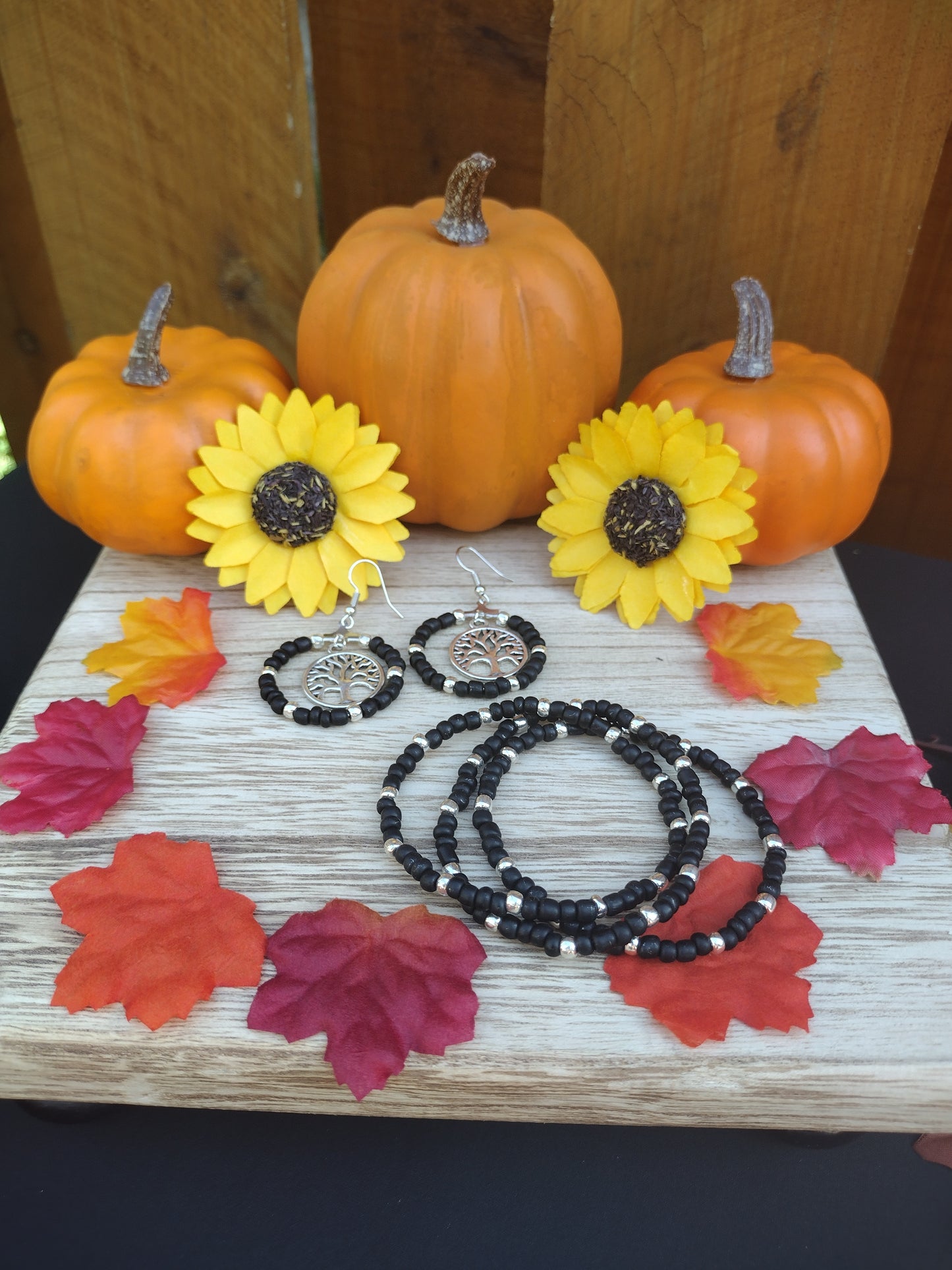 Black Seed Bead Bracelet Pretty Pineapple Bead Pretty Pineapple Bead