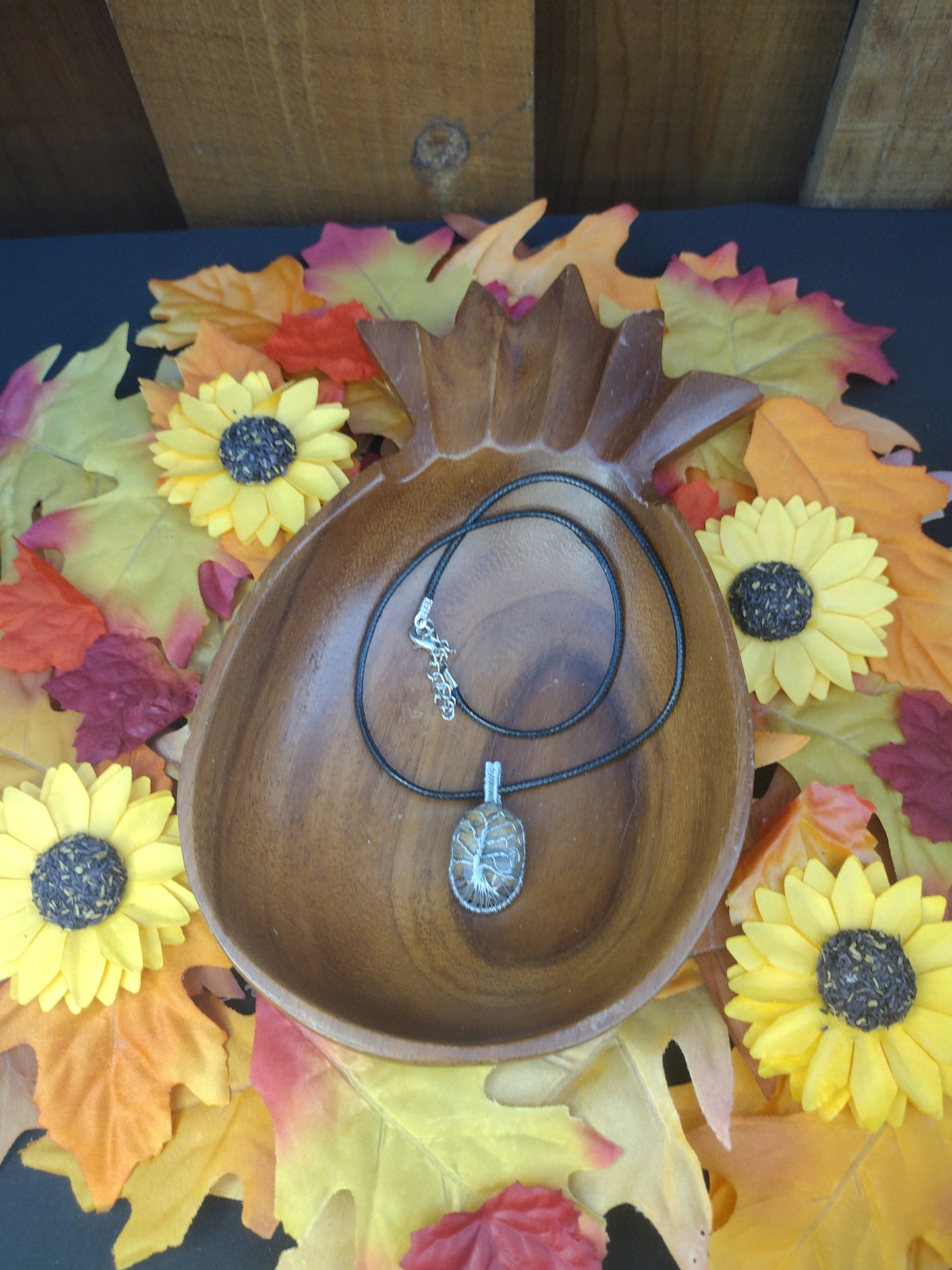 Tree Of Life Pendant Necklace Pretty Pineapple Bead Pretty Pineapple Bead