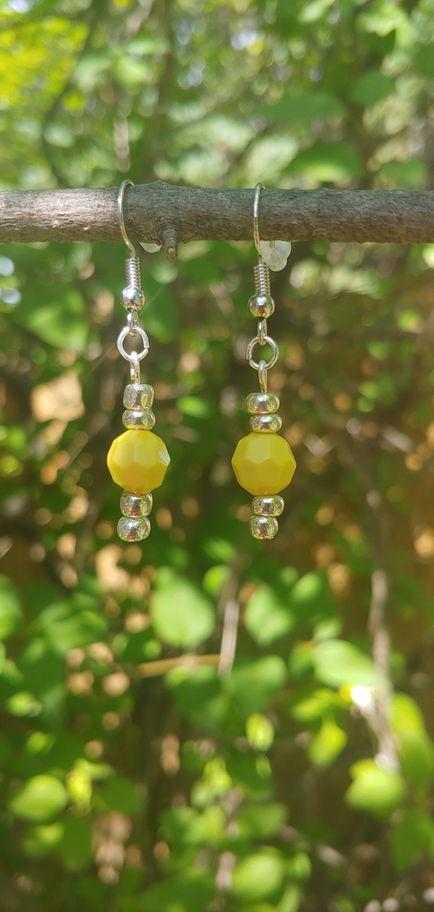 Yellow Drop Earrings Prettypineapplebead Prettypineapplebead