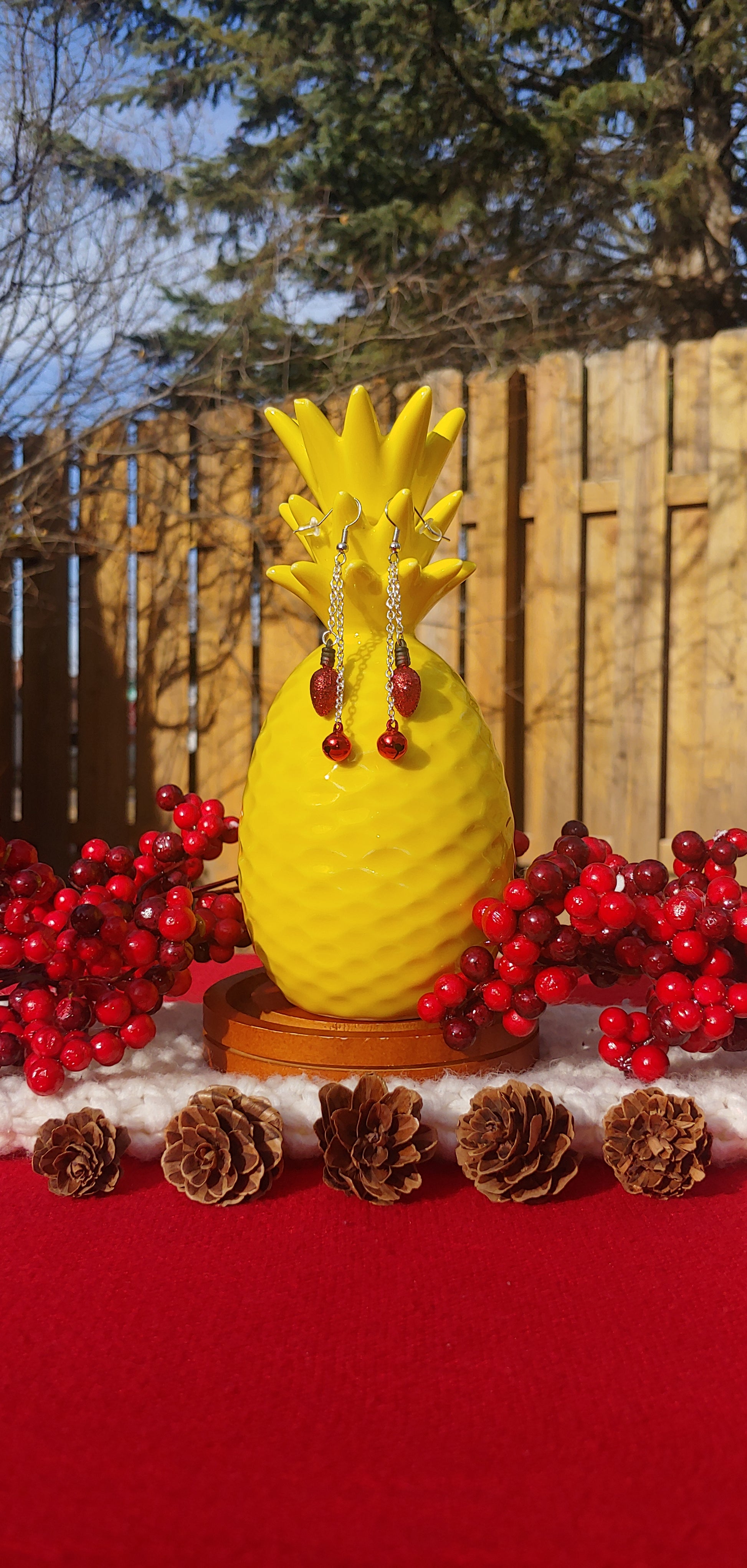 Red Jingle Bells & Glitter Lights Prettypineapplebead Prettypineapplebead