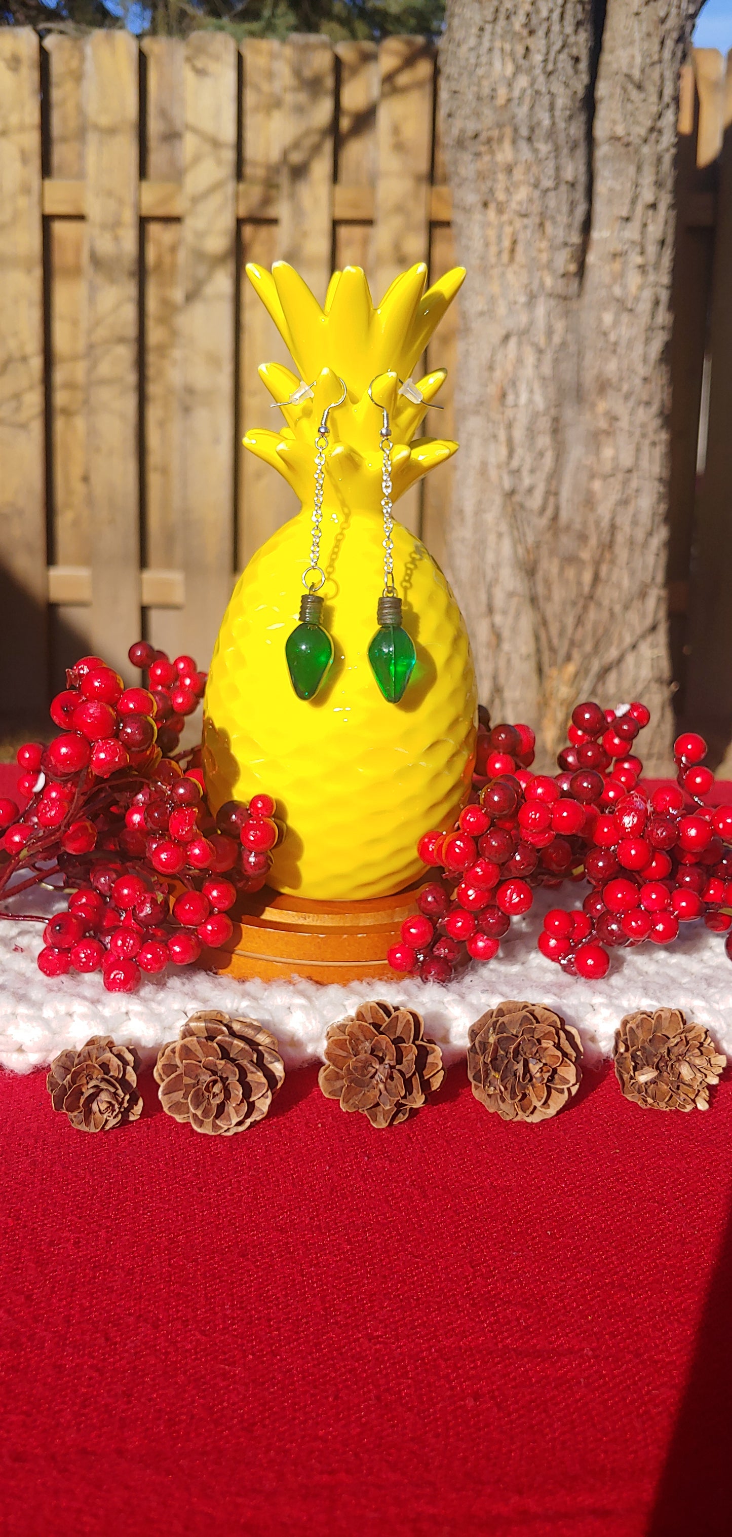 Green Christmas Bulb Earrings Prettypineapplebead Prettypineapplebead