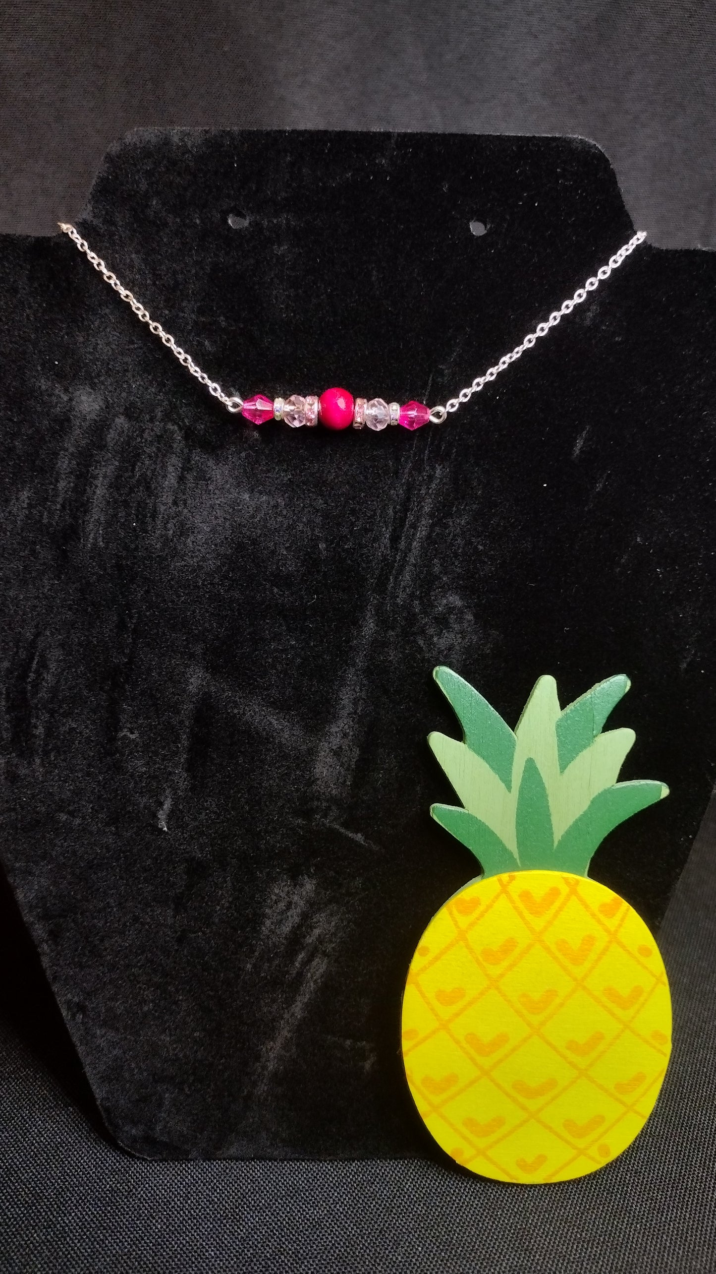 Pink Bar Necklace Pretty Pineapple Bead Pretty Pineapple Bead
