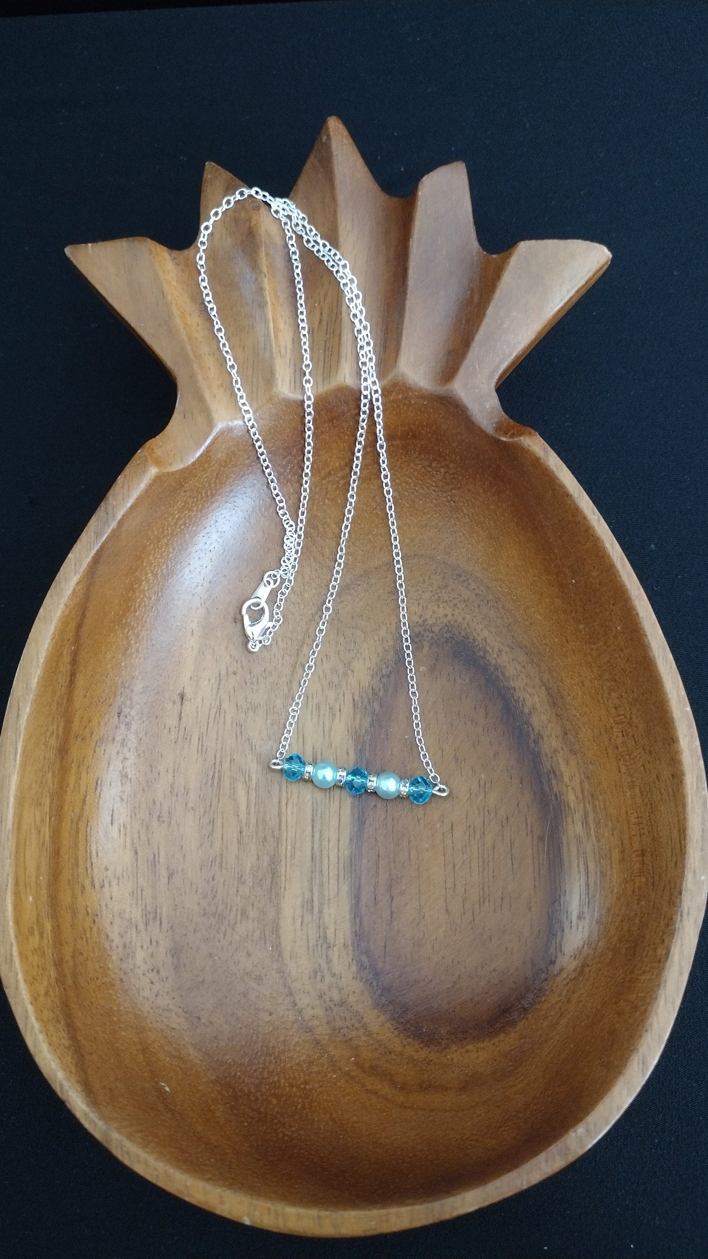 Blue Crystal Bar Necklace Pretty Pineapple Bead Pretty Pineapple Bead