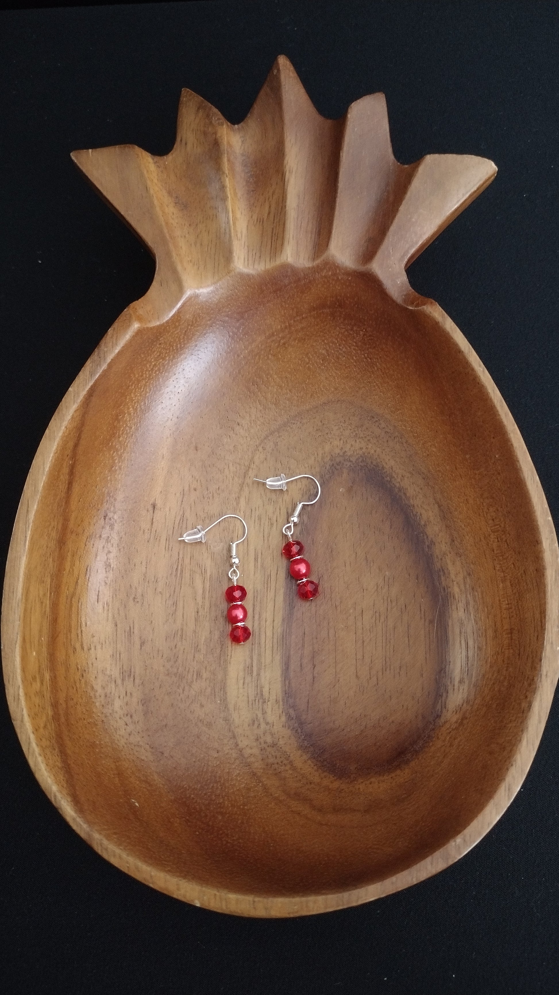 Red Shorty Earrings Pretty Pineapple Bead Pretty Pineapple Bead