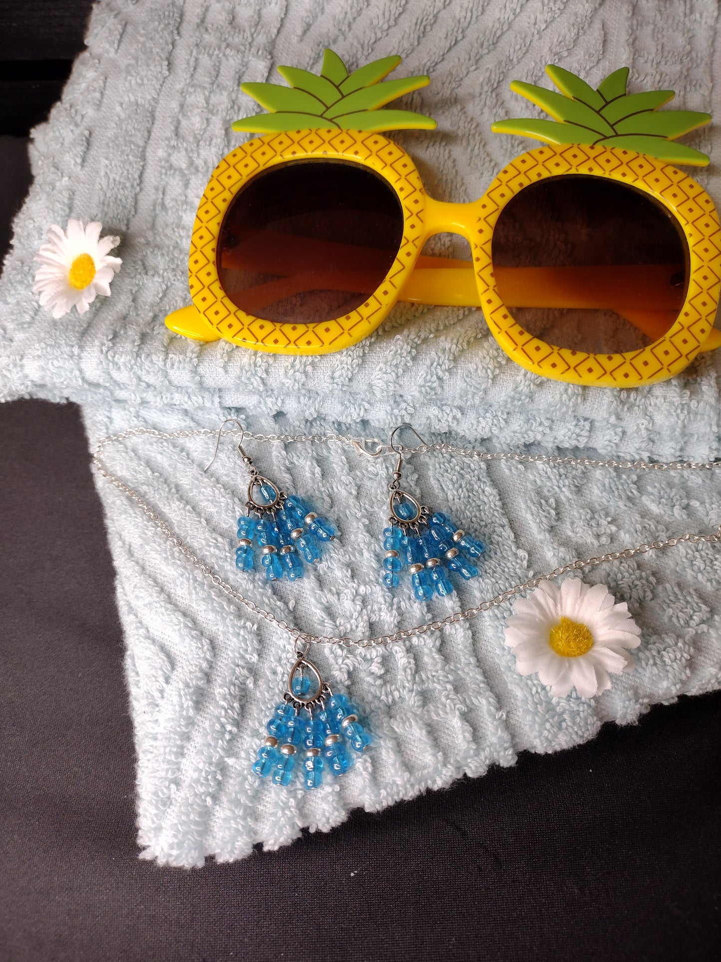 Blue Fringe Pendant Necklace Pretty Pineapple Bead Pretty Pineapple Bead