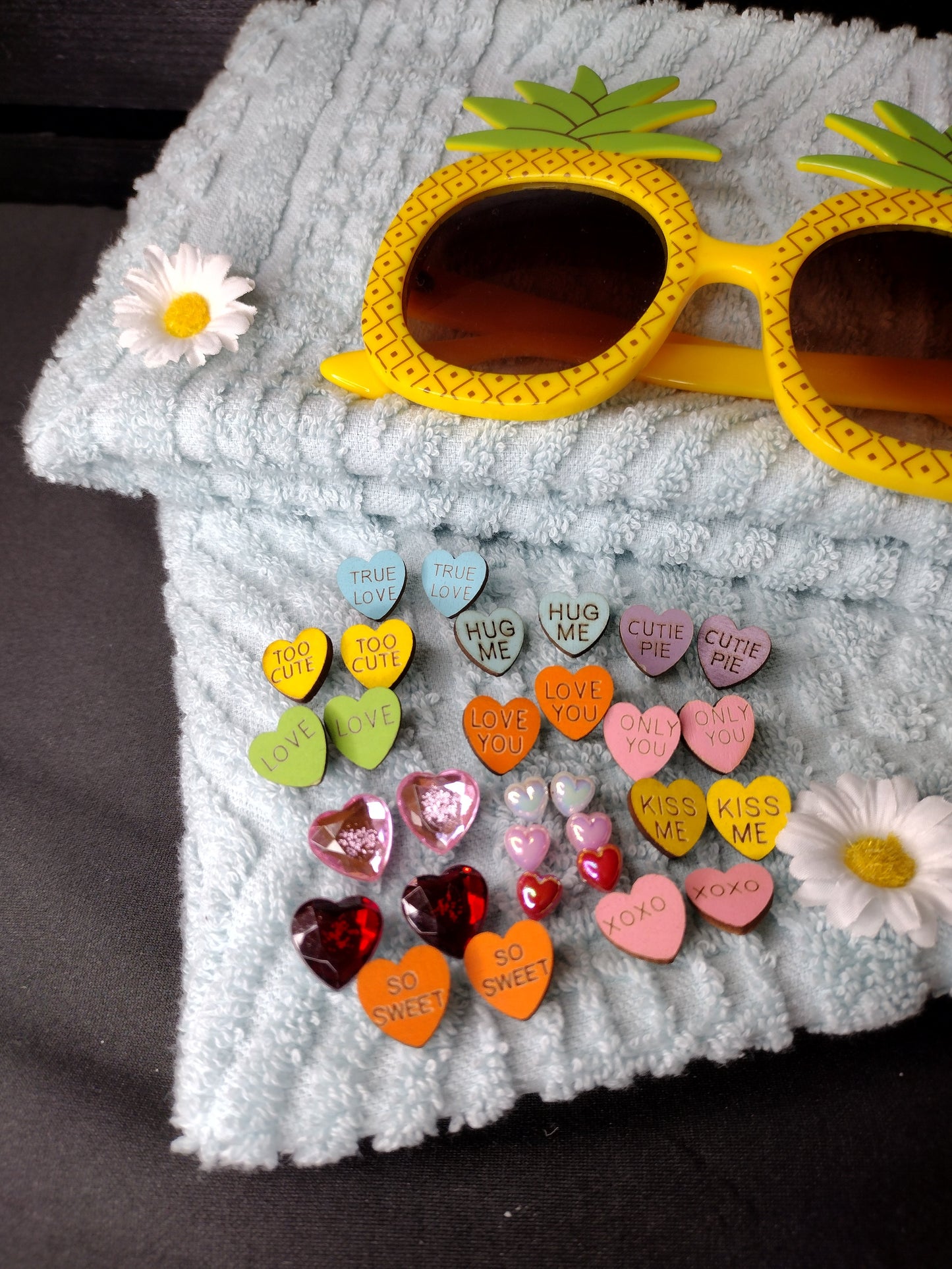 Yellow Conversation Heart Stud Earrings Pretty Pineapple Bead Pretty Pineapple Bead