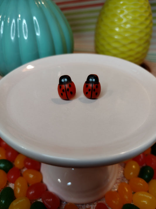 Ladybug Stud Earrings Pretty Pineapple Bead Pretty Pineapple Bead