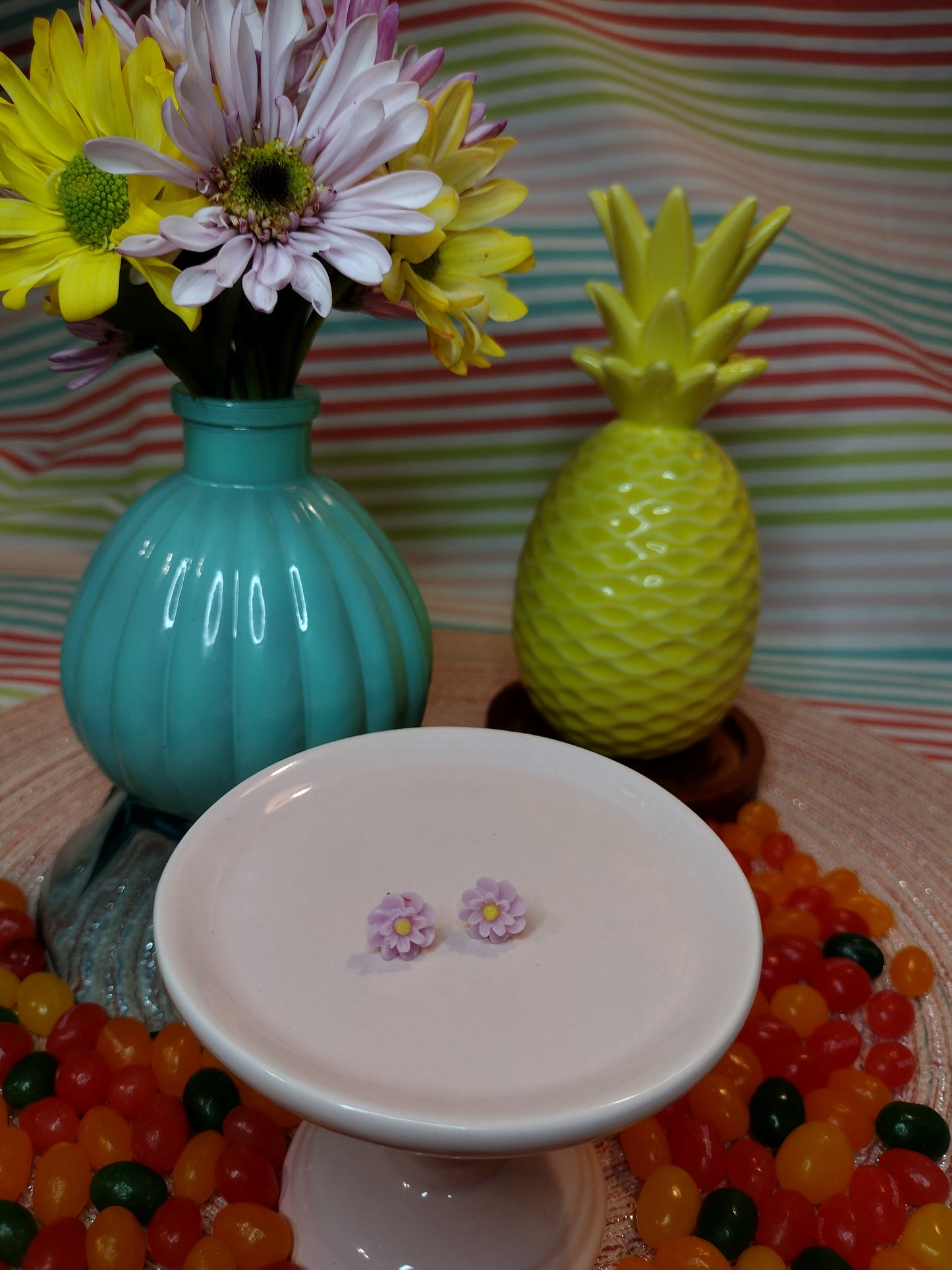 Small Purple Flower Stud Earrings Pretty Pineapple Bead Pretty Pineapple Bead