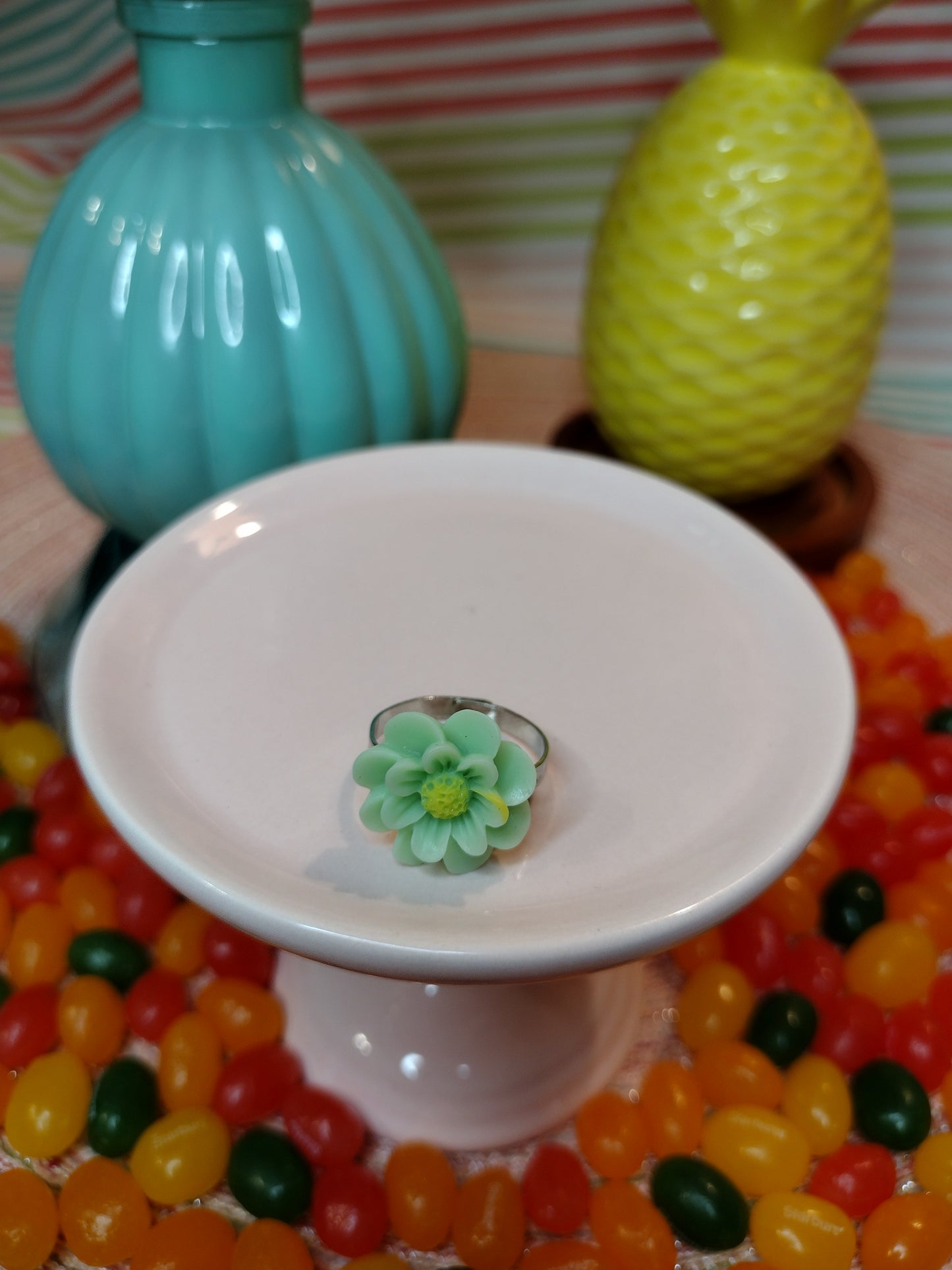 Green Flower Adjustable Ring Pretty Pineapple Bead Pretty Pineapple Bead