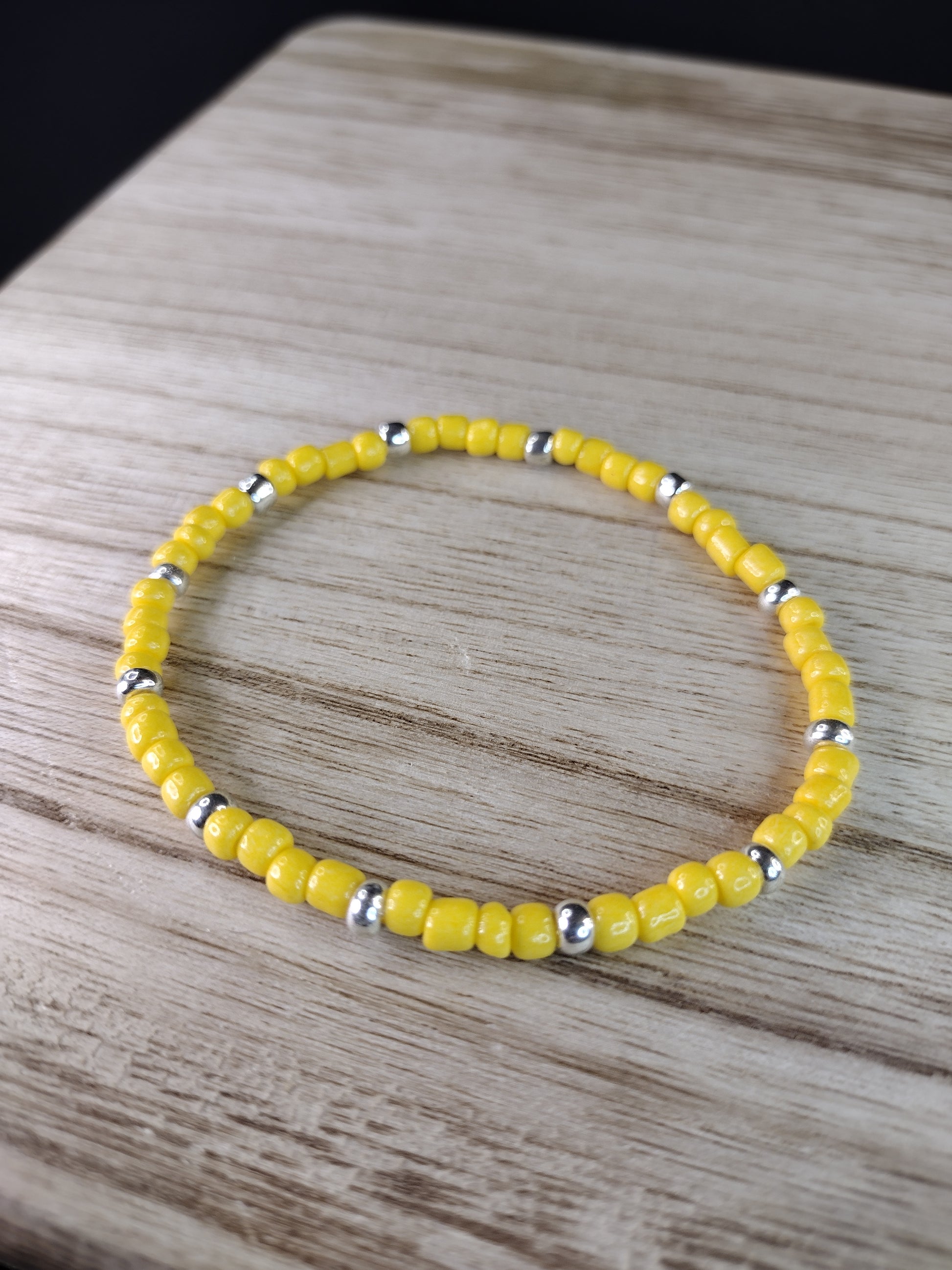 Yellow Seed Bead Bracelet Pretty Pineapple Bead Pretty Pineapple Bead