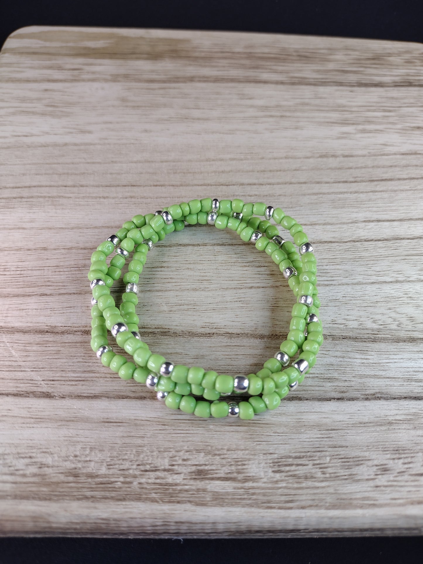 Olive Green Seed Bead Bracelet Pretty Pineapple Bead Pretty Pineapple Bead