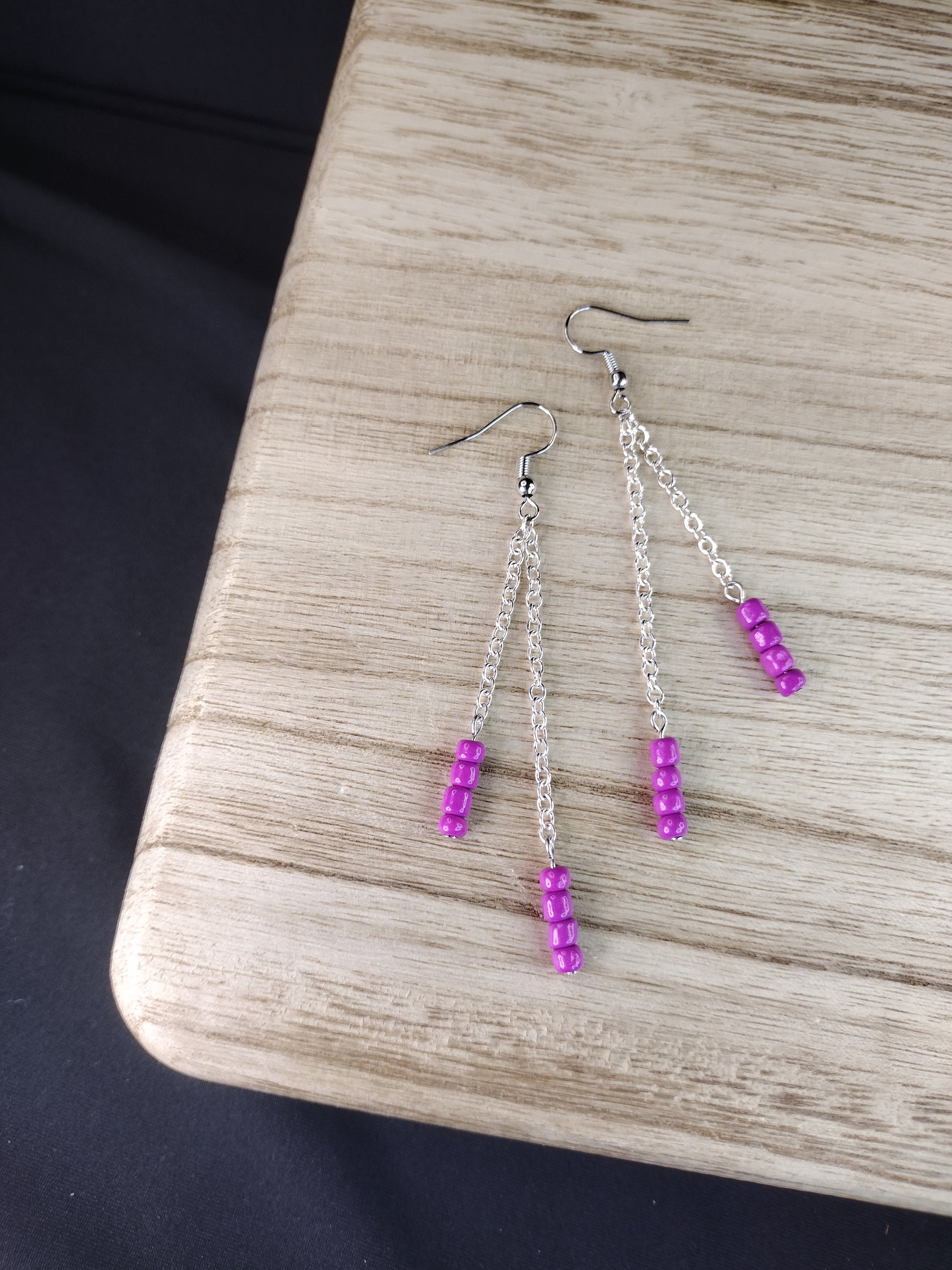 Magenta Seed Bead & Chain Drop Earrings Pretty Pineapple Bead Pretty Pineapple Bead