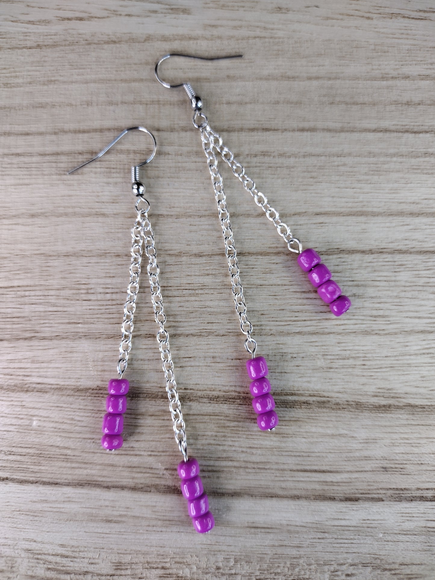 Magenta Seed Bead & Chain Drop Earrings Pretty Pineapple Bead Pretty Pineapple Bead