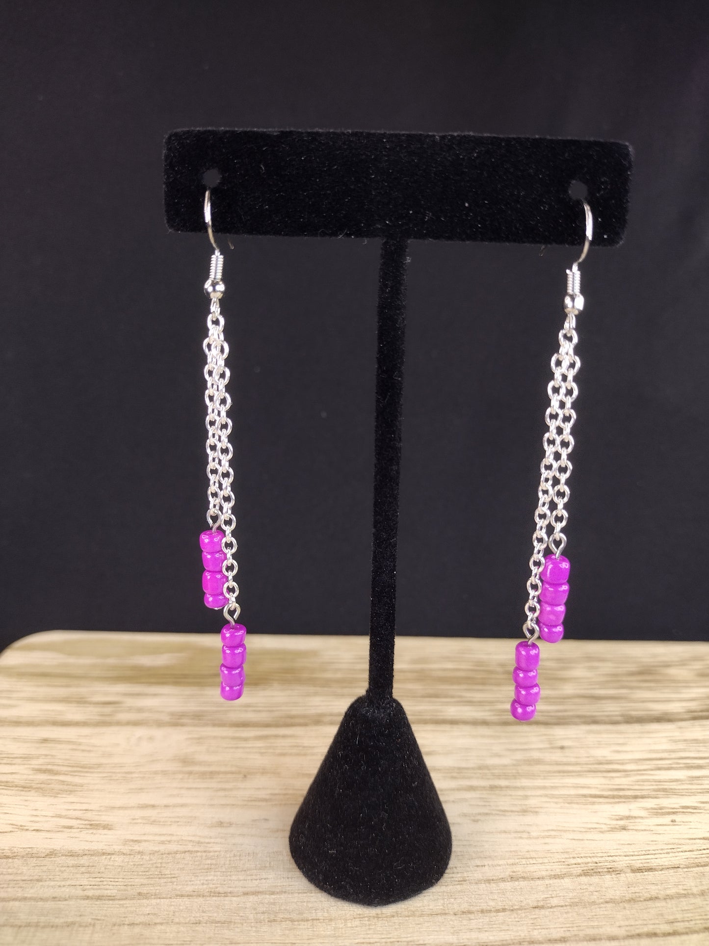 Magenta Seed Bead & Chain Drop Earrings Pretty Pineapple Bead Pretty Pineapple Bead