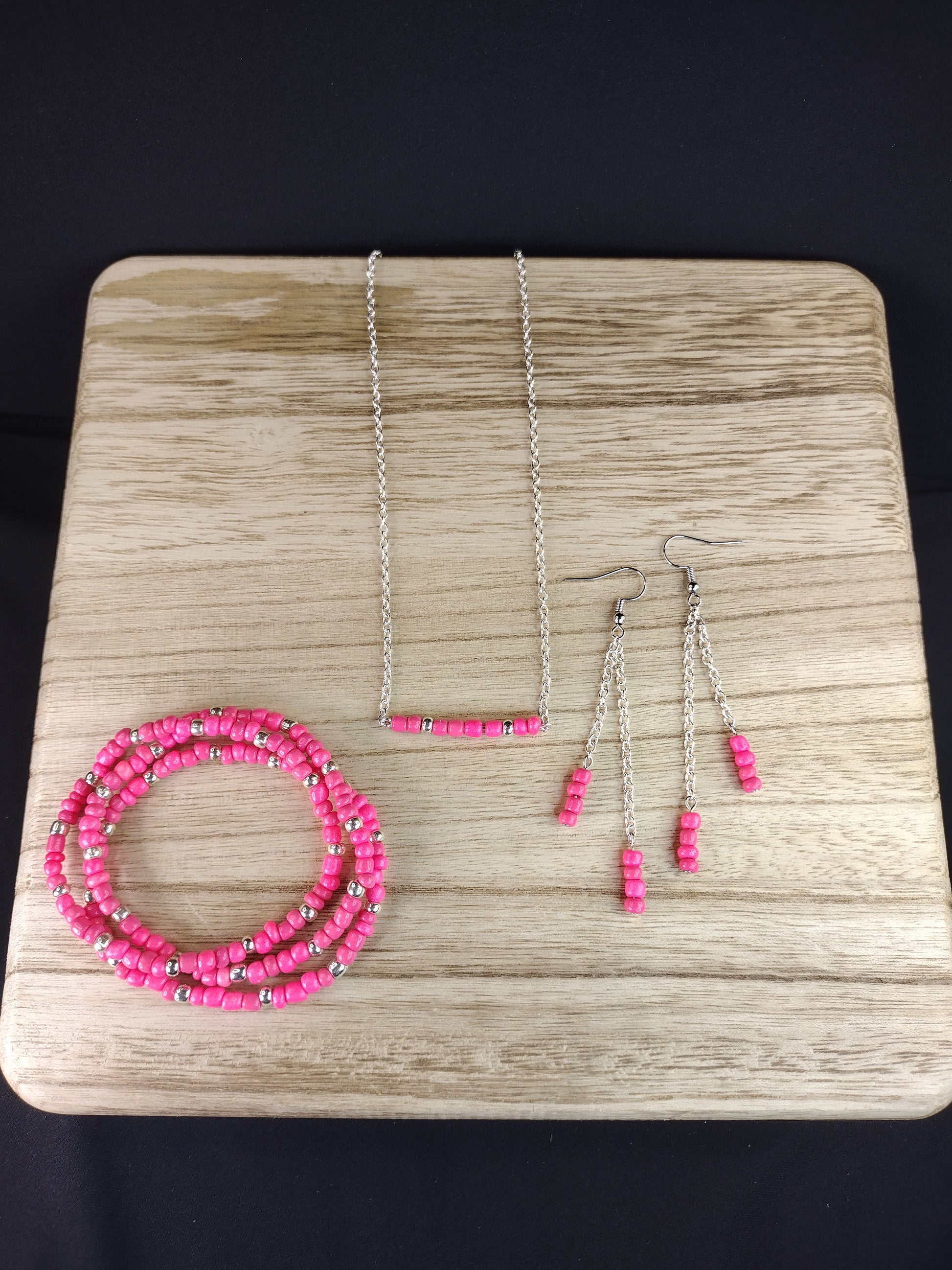 Coral Seed Bead Bracelet Pretty Pineapple Bead Pretty Pineapple Bead