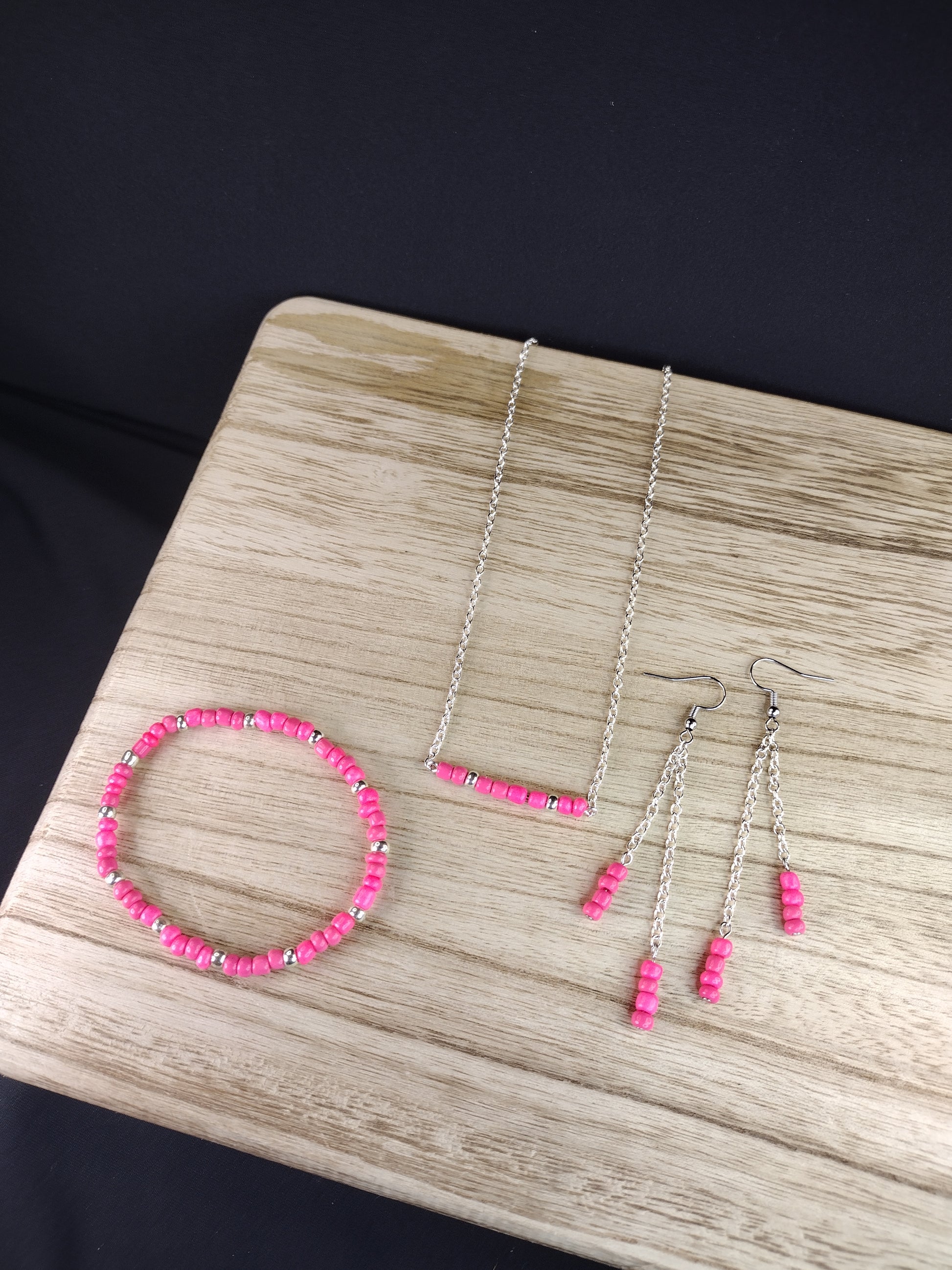 Coral Seed Bead Bar Necklace Pretty Pineapple Bead Pretty Pineapple Bead