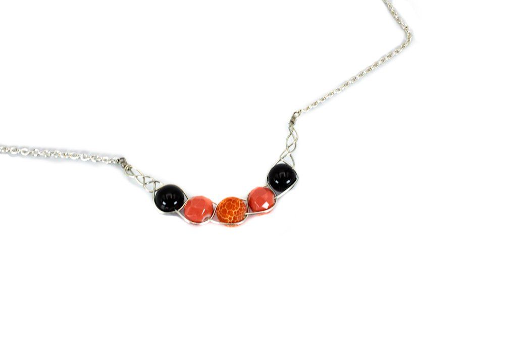 Coral Crackle Braided Bar Necklace freeshipping - Prettypineapplebead