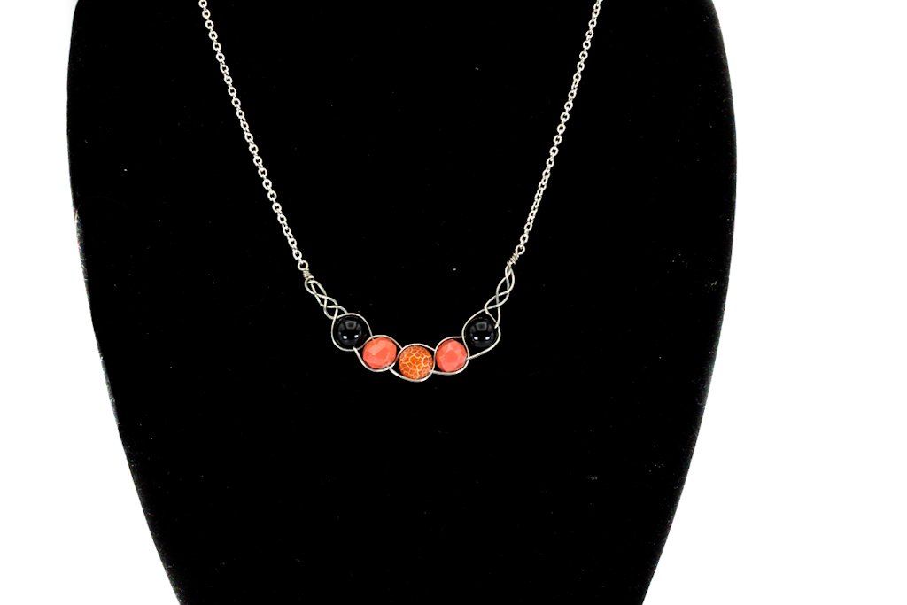Coral Crackle Braided Bar Necklace freeshipping - Prettypineapplebead