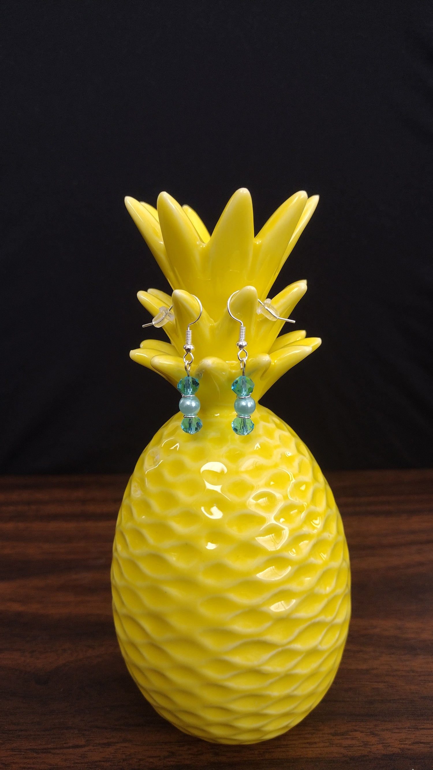 Blue Shorty Earrings Pretty Pineapple Bead Pretty Pineapple Bead