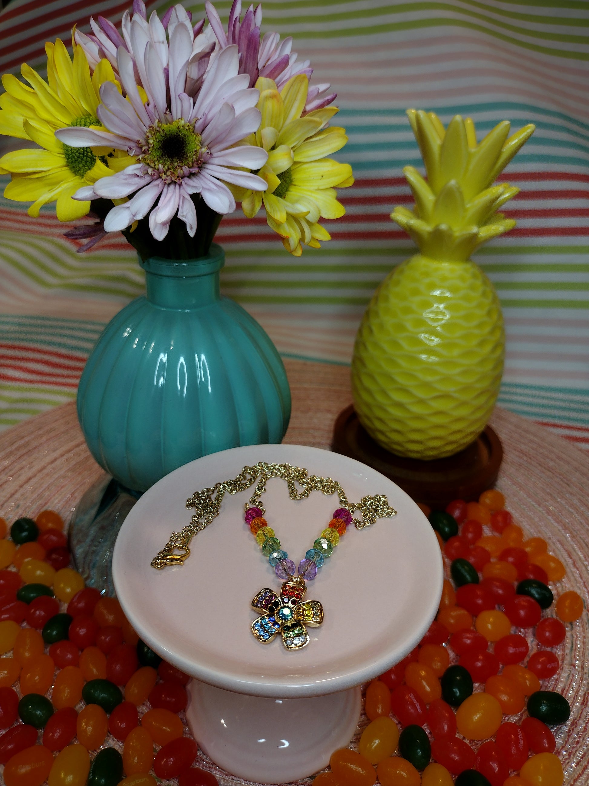 Rhinestone Flower Necklace Pretty Pineapple Bead Pretty Pineapple Bead